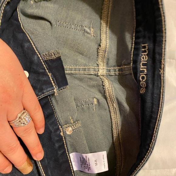 Destructed hem jeans - Picture 3 of 4